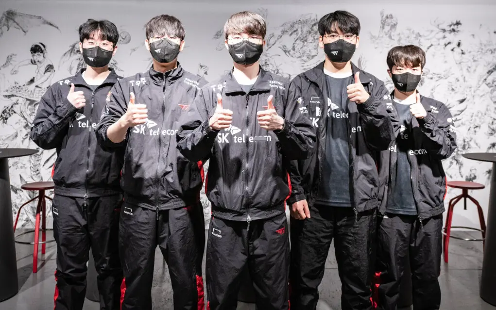 PSG横扫V5,Clid团战一打五焦点之战四强赛,引爆全场热议 PSG横扫V5,Clid团战一打五焦点之战四强赛,引爆全场热议