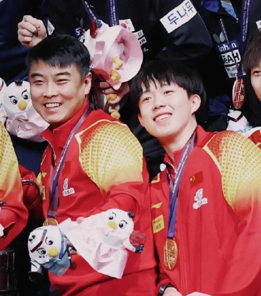 日本乒乓球队绝杀奥地利乒乓球队,王皓统治全场 日本乒乓球队绝杀奥地利乒乓球队,王皓统治全场