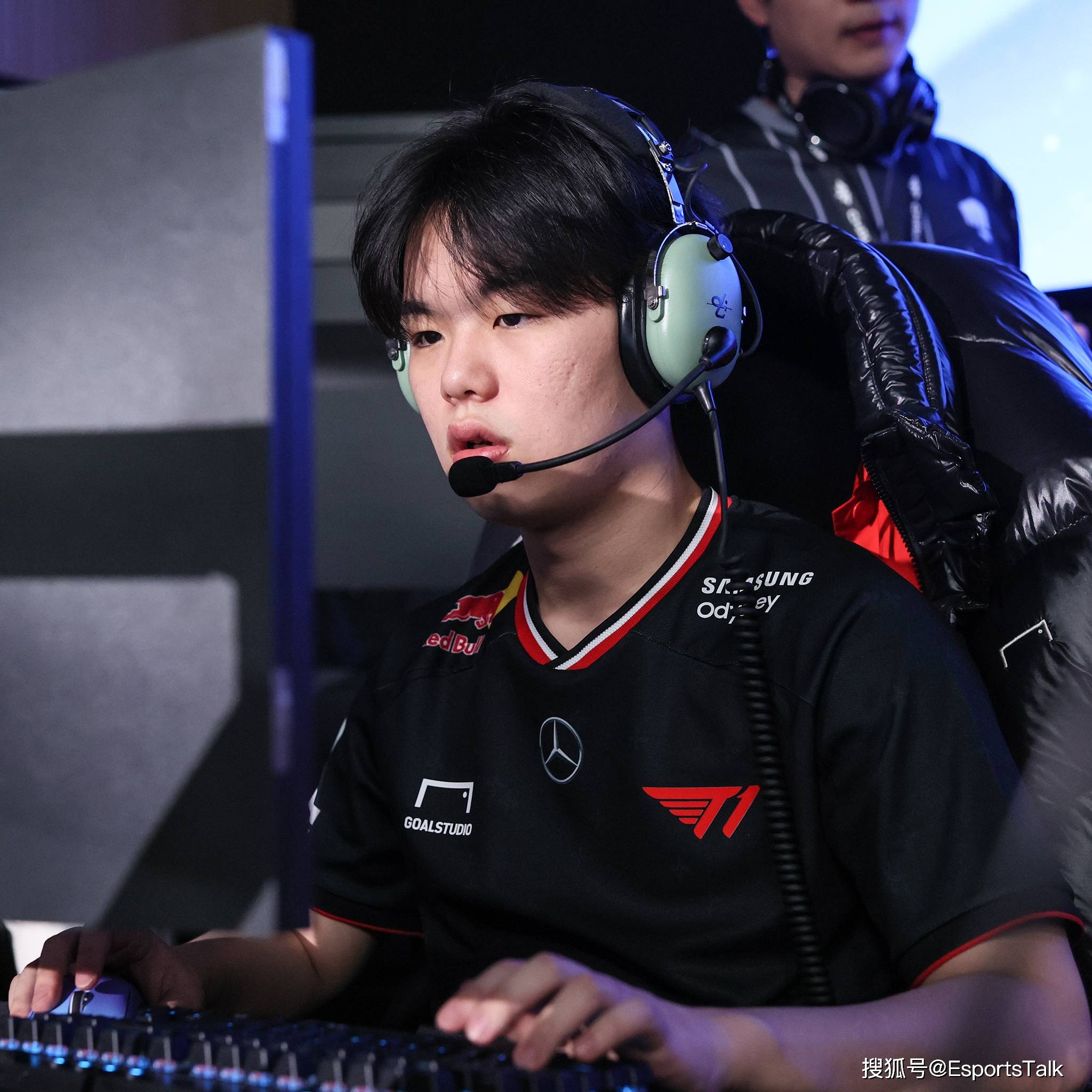 T1轻取TSM，Oner操刀奇招英雄翻盘强强对话全球总决赛，让粉丝疯狂欢呼